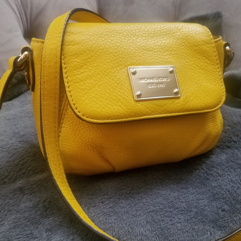 **SOLD**Michael Kors leather crossbody purse